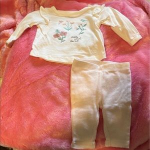 Carter’s newborn girl outfit